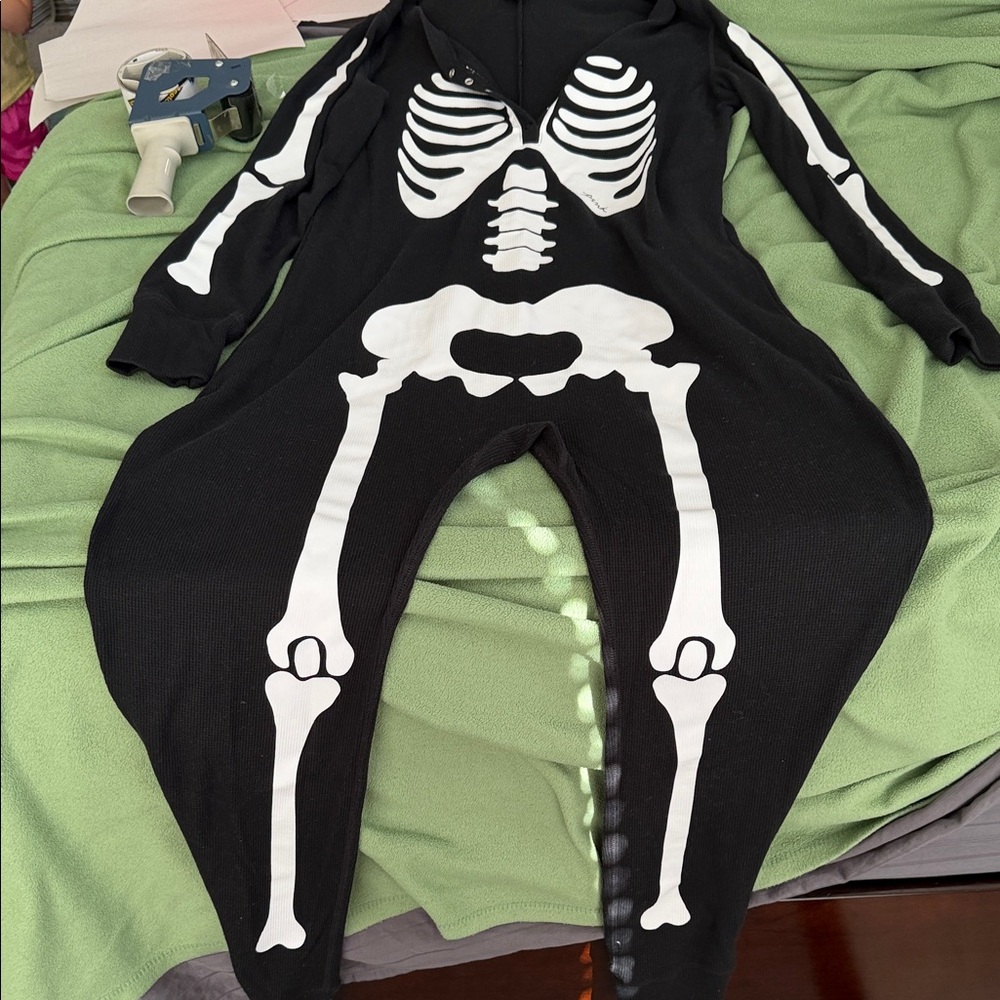 PINK Victoria's Secret Black and White Skeleton Footie